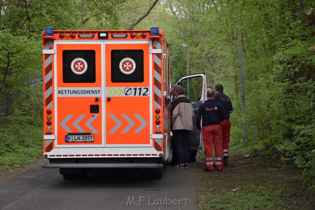 Einsatz BF Koeln in Koeln Buchheim Arnsbergerstr P33.JPG - Miklos Laubert